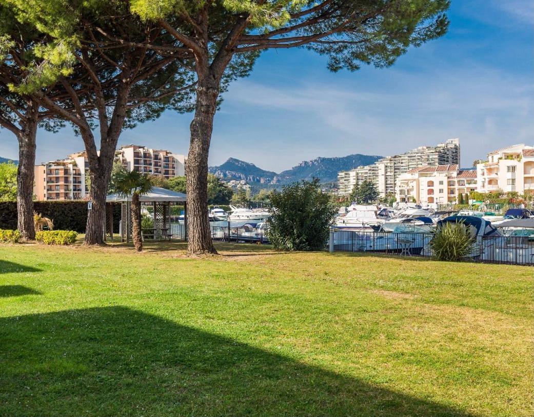 Luxury 3 Piece Garden Apartment In Cannes Marina Mandelieu エクステリア 写真